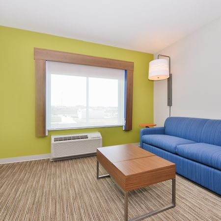 Holiday Inn Express & Suites - Chadron By Ihg Buitenkant foto