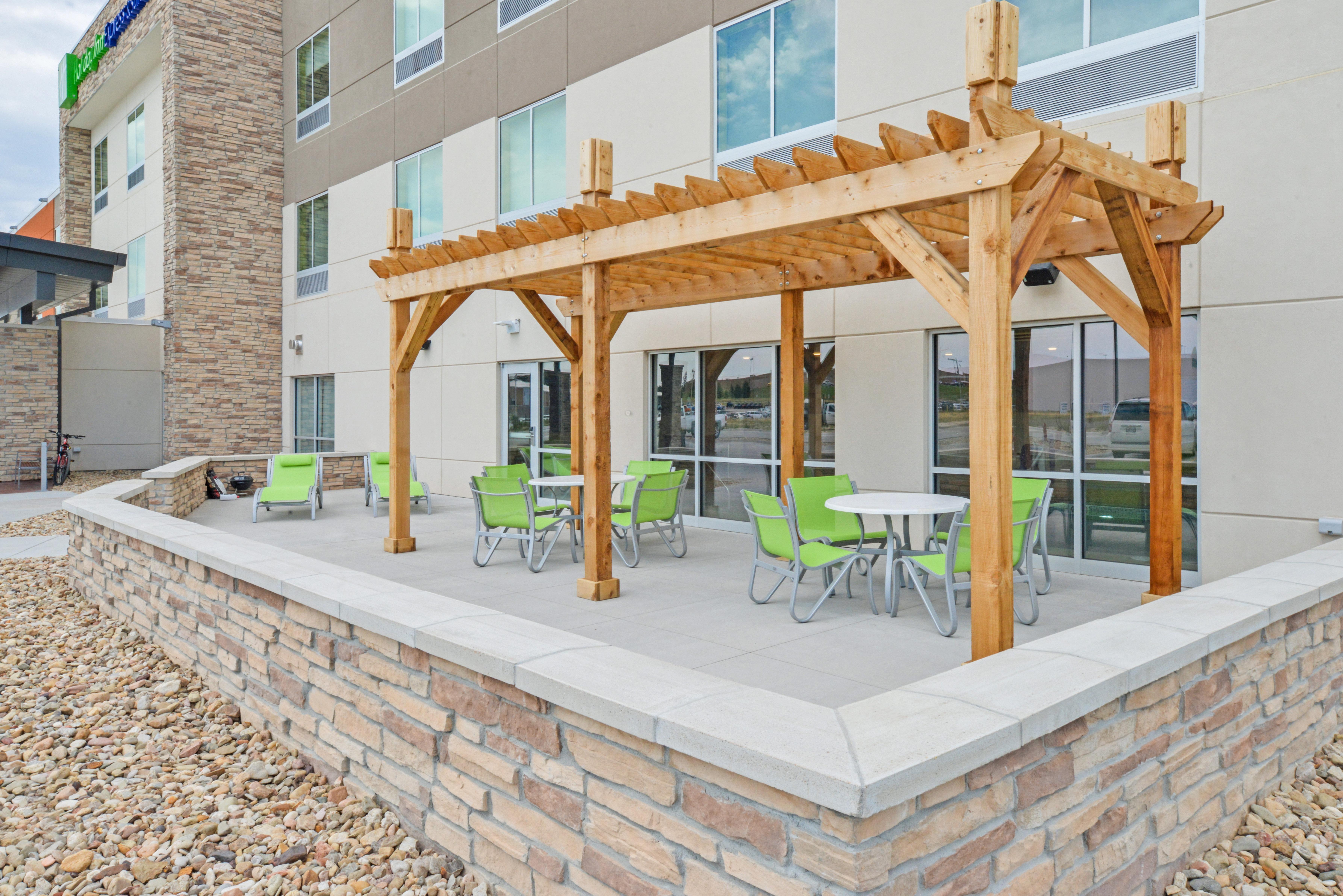 Holiday Inn Express & Suites - Chadron By Ihg Buitenkant foto