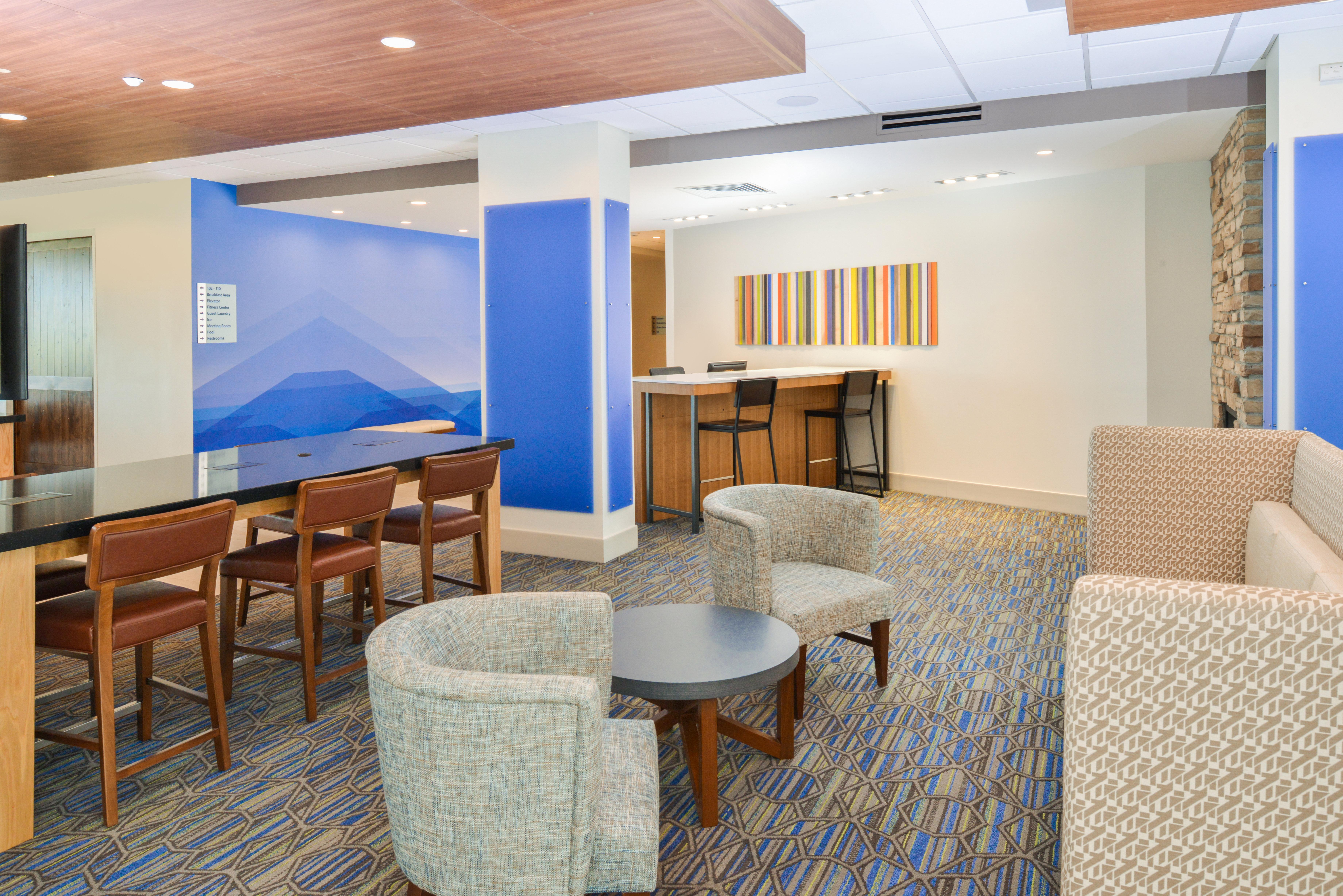 Holiday Inn Express & Suites - Chadron By Ihg Buitenkant foto
