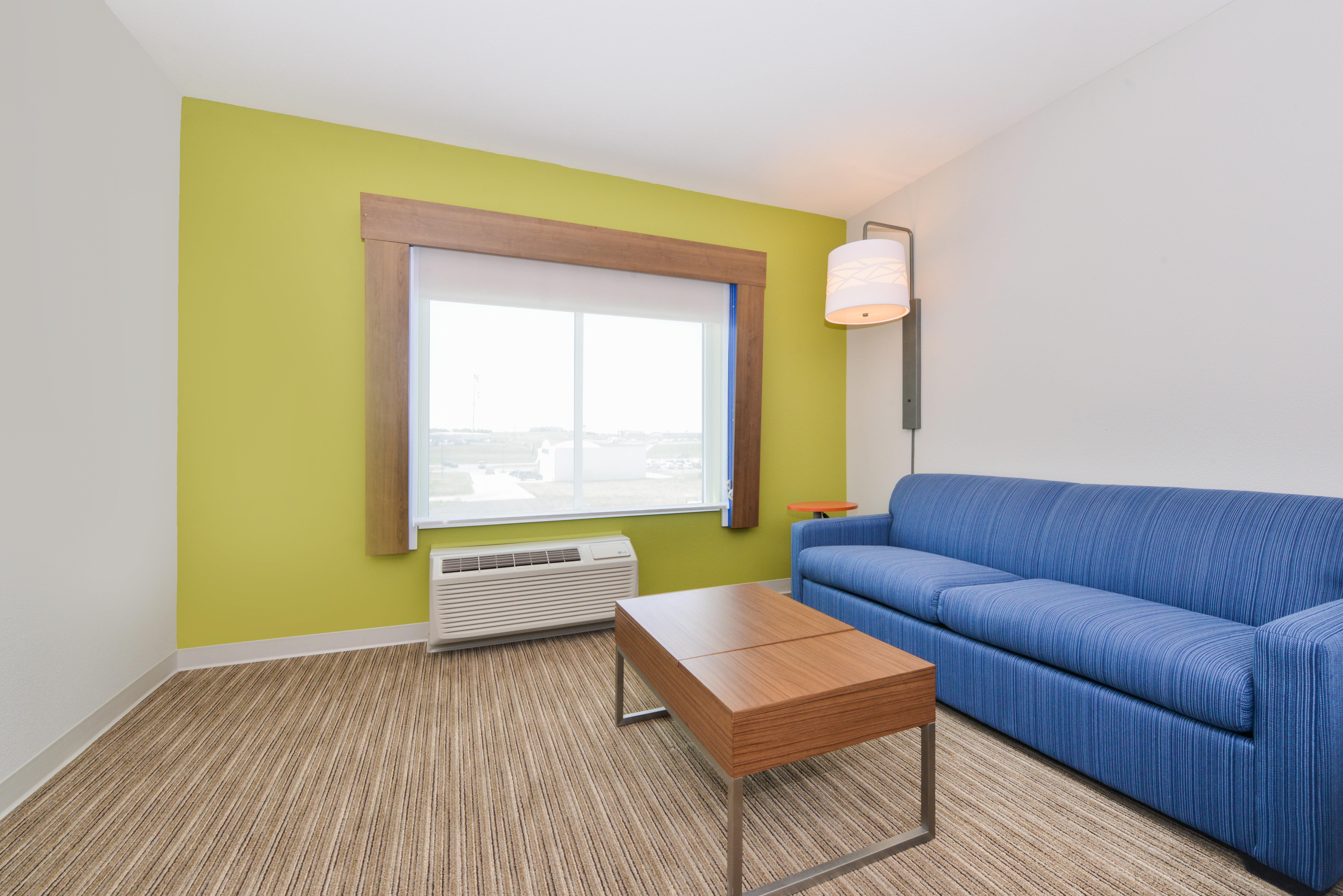 Holiday Inn Express & Suites - Chadron By Ihg Buitenkant foto