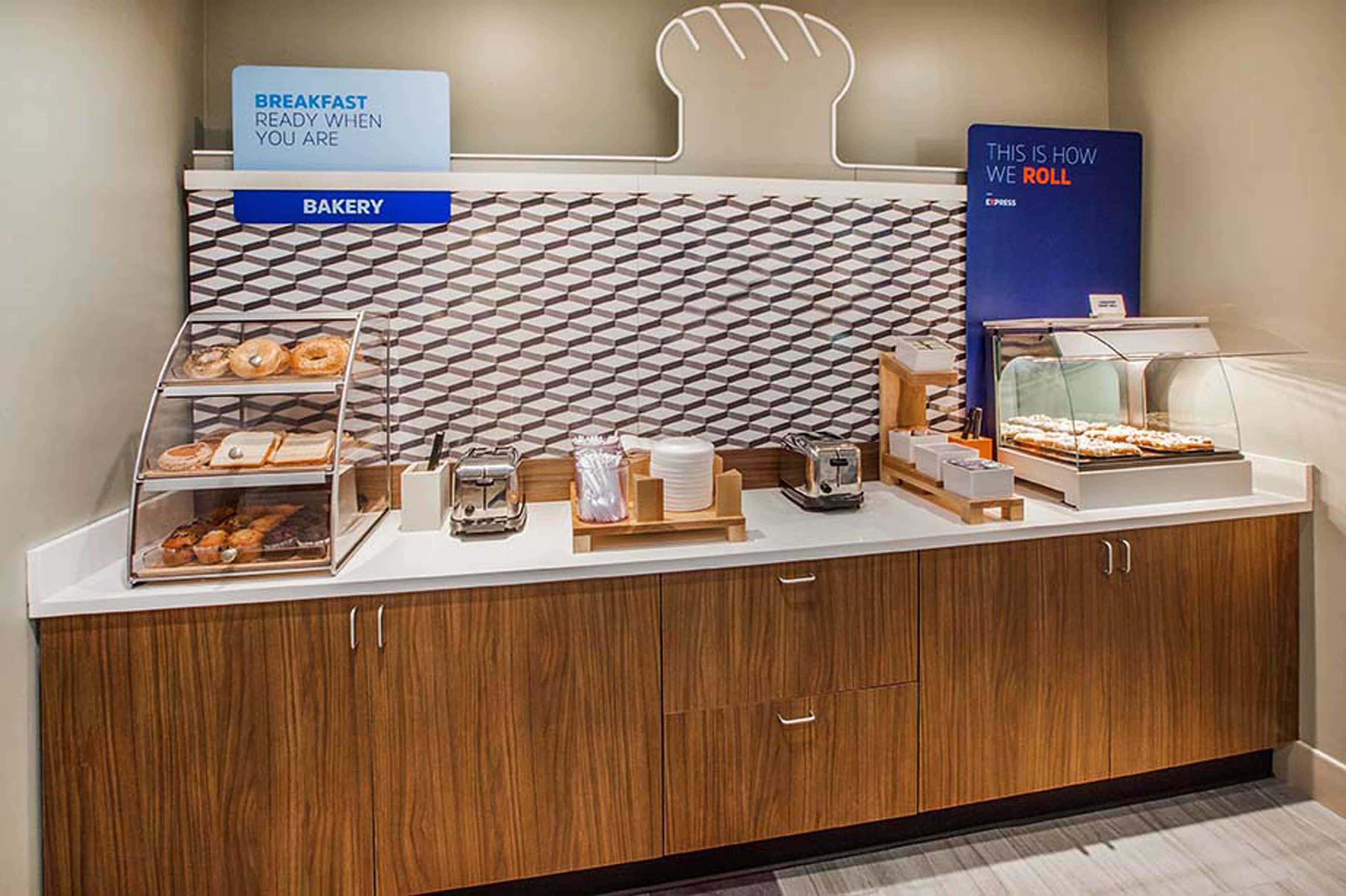 Holiday Inn Express & Suites - Chadron By Ihg Buitenkant foto