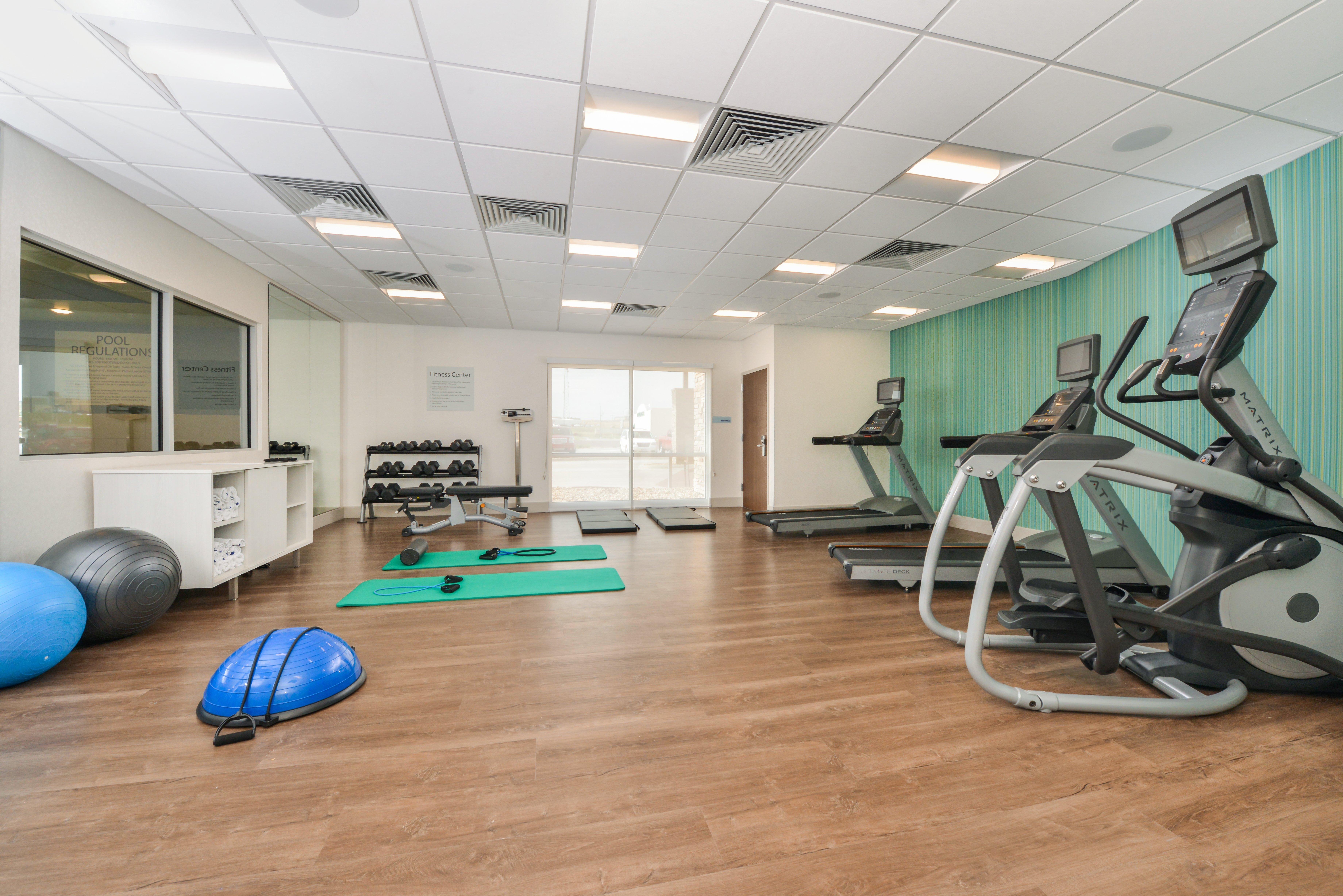 Holiday Inn Express & Suites - Chadron By Ihg Buitenkant foto