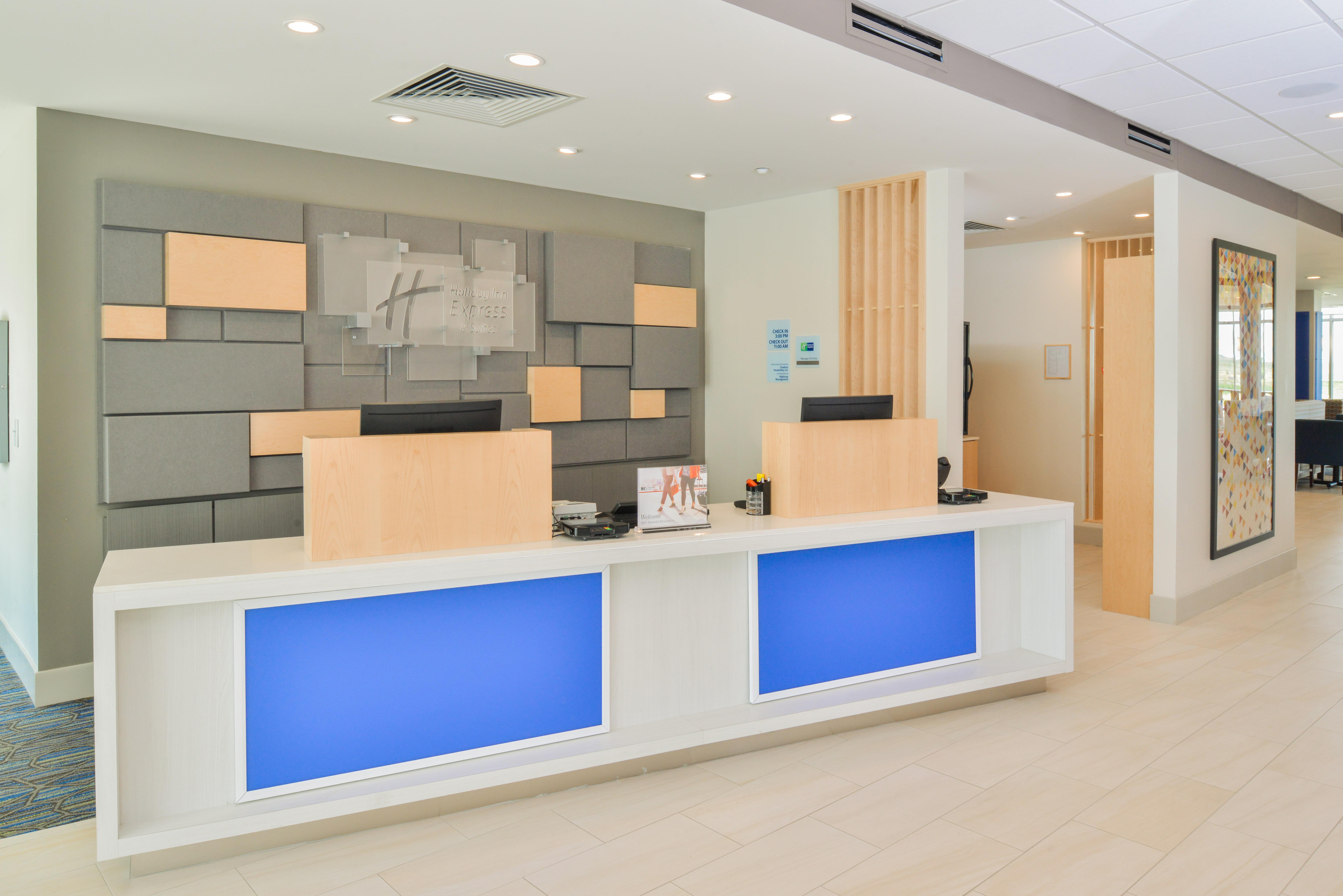 Holiday Inn Express & Suites - Chadron By Ihg Buitenkant foto