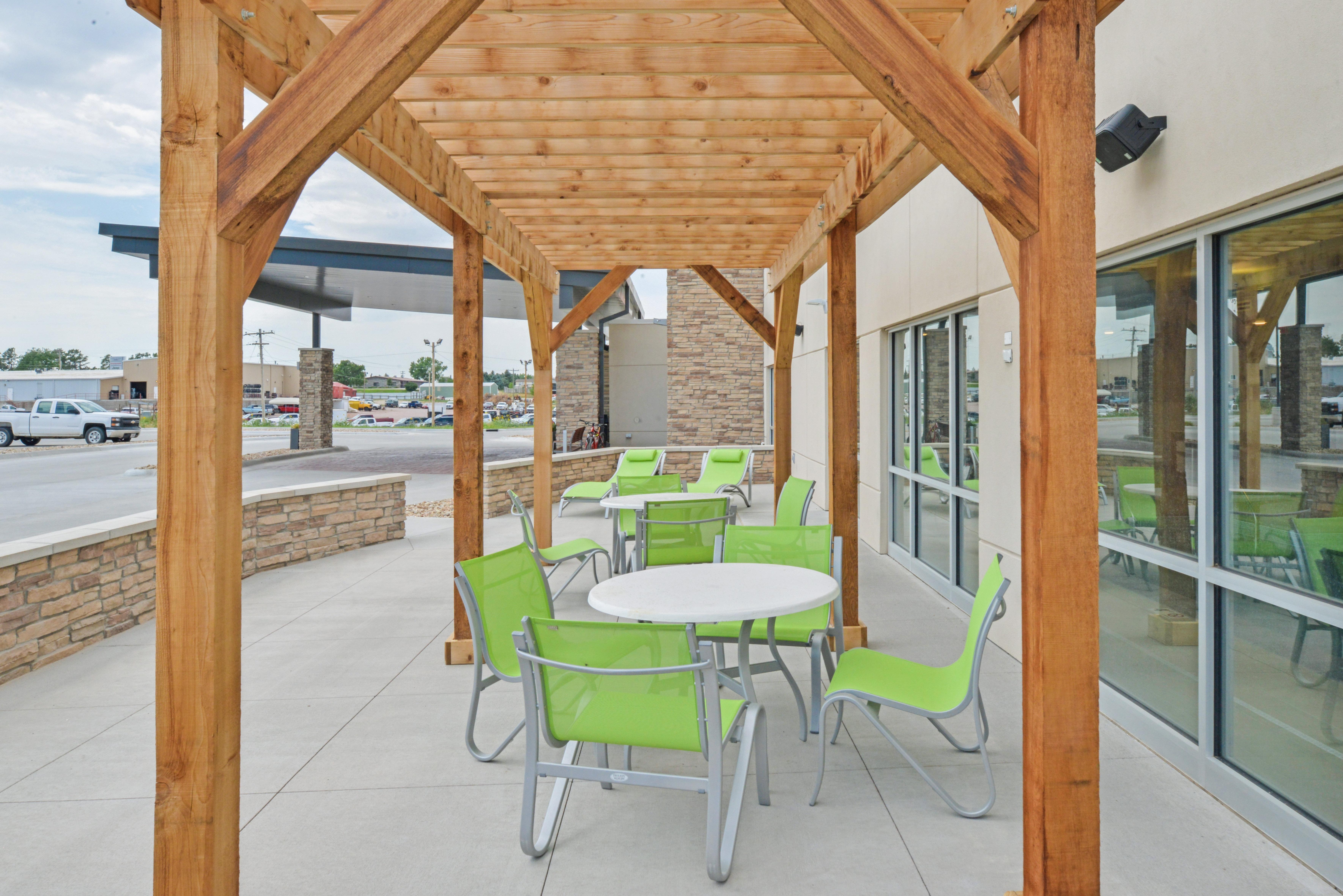 Holiday Inn Express & Suites - Chadron By Ihg Buitenkant foto